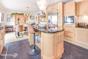 Photo 14- click for photo gallery